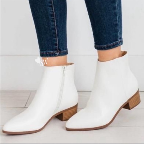 LAST 3✨ white ankle booties wood heel boots - Picture 4 of 6